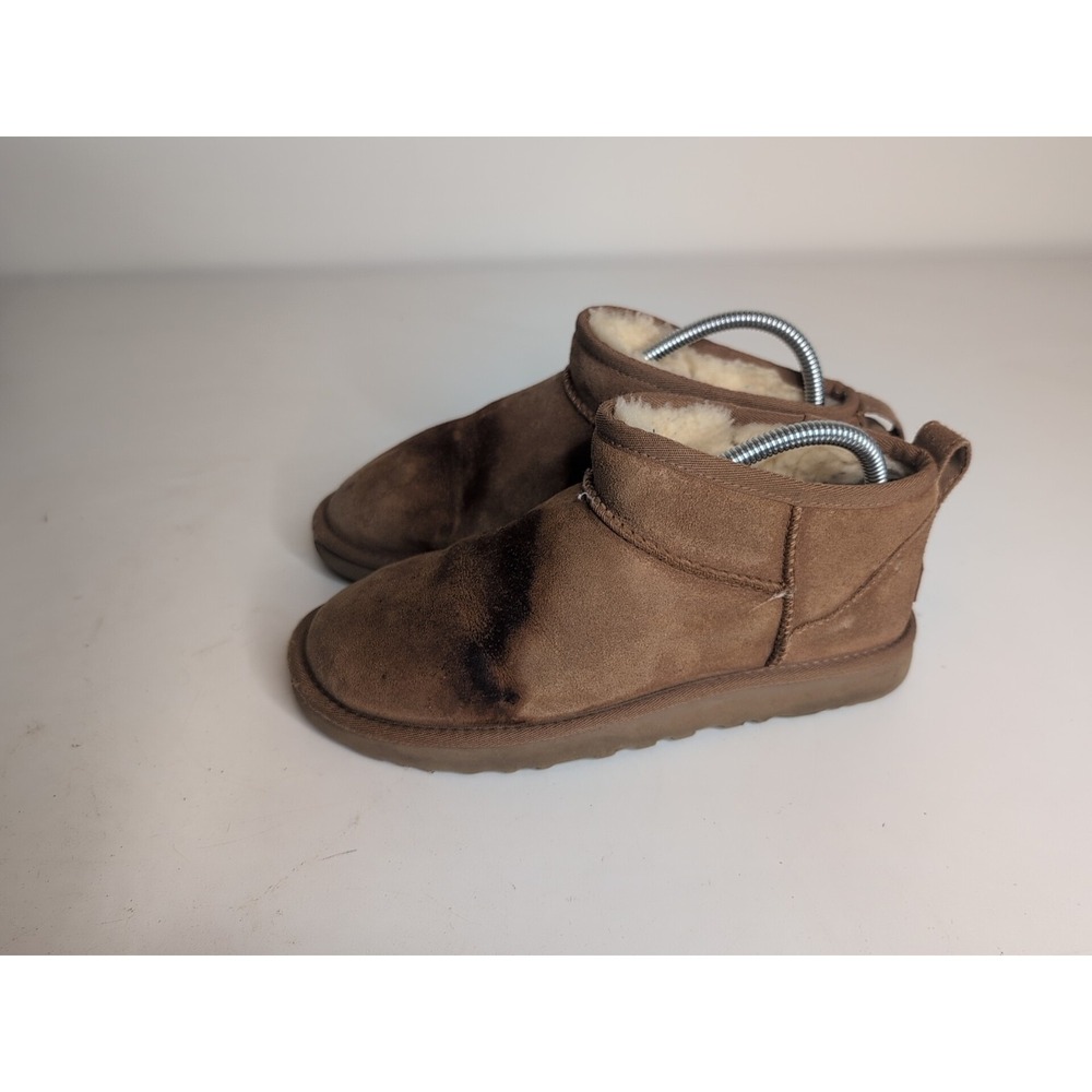 UGG Classic Ultra Mini Brown Suede Sheepskin Lined Fur Trim Ankle Bootie 7